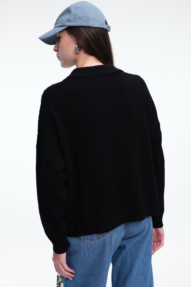 SWEATER TRENZAS Negro