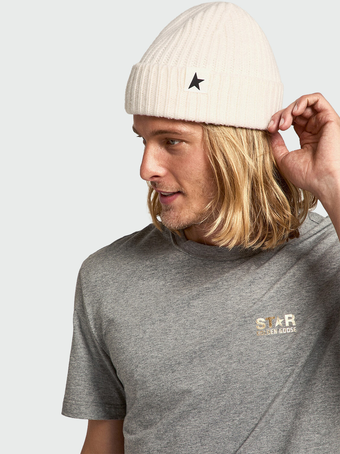 GOLDEN GOOSE - Gorro de lana con estrella negra Alta Automática