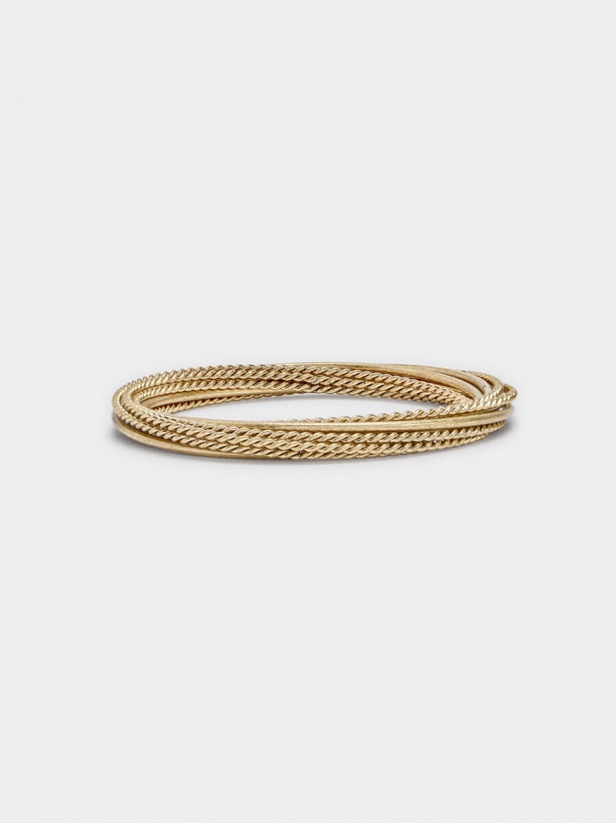 Set De Pulseras Lisas Y Entrelazadas - dorado 