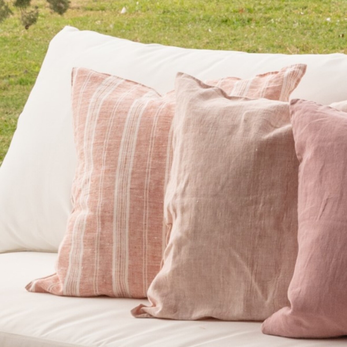 almohadón stripes, rosa oscuro, 50x50 