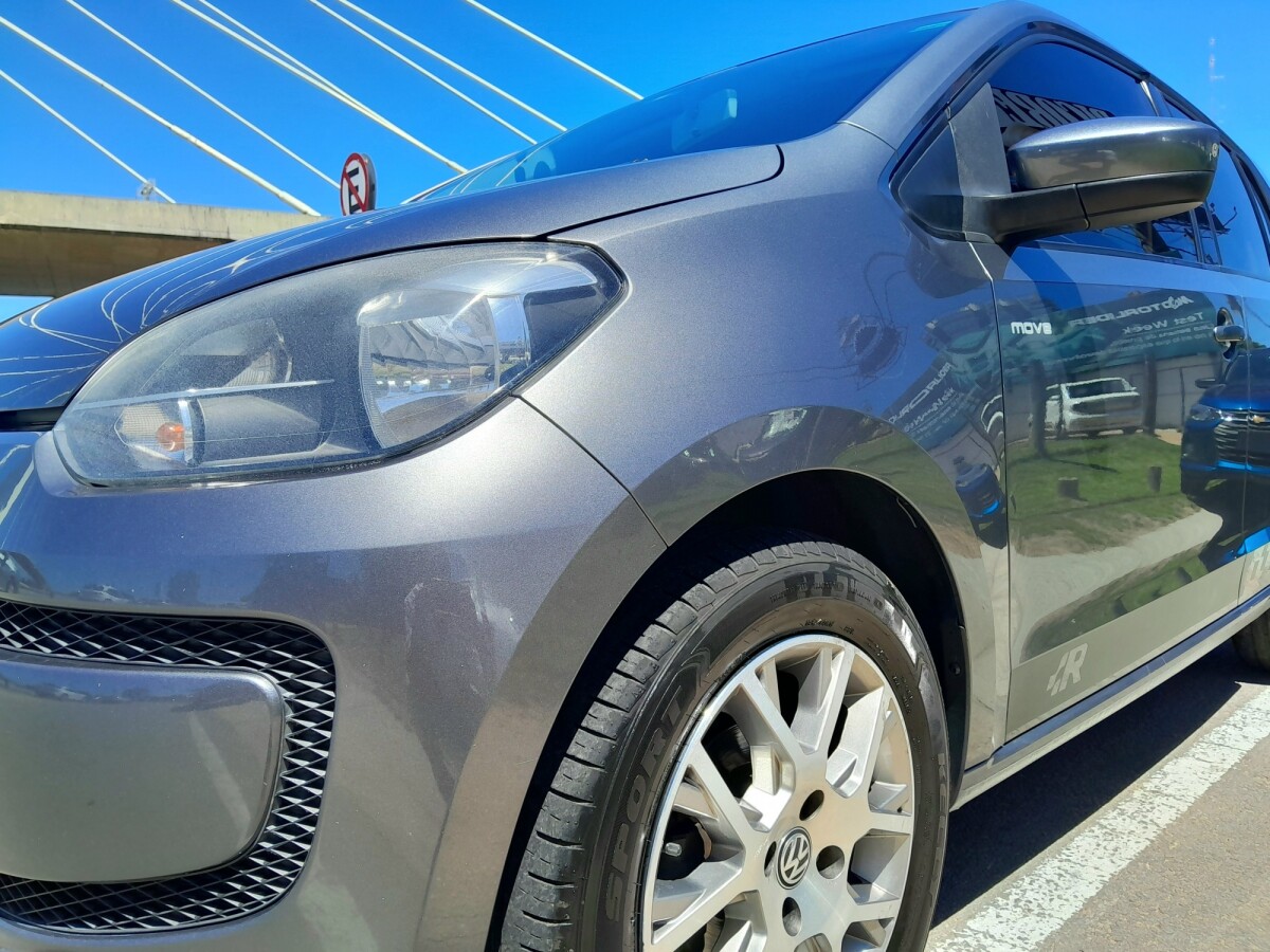 Volkswagen Up Move 1.0 Extra Full | Permuta / Financia Volkswagen Up Move 1.0 Extra Full | Permuta / Financia