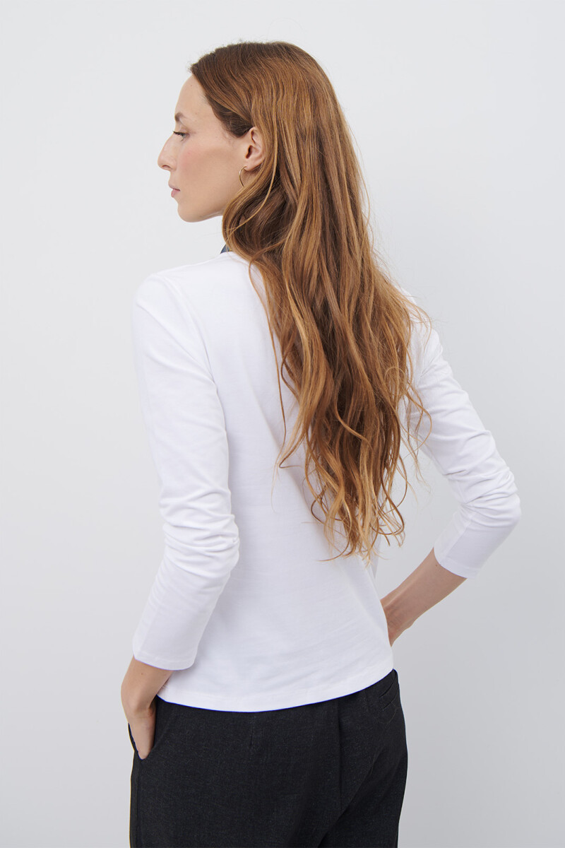 REMERA V M/LARGA BLANCO