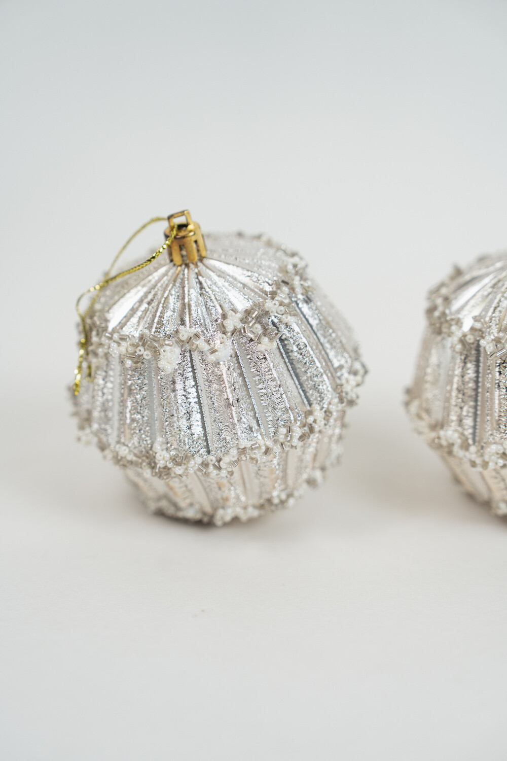 Colgante Esferas Acanaladas, 3un. Color Unico