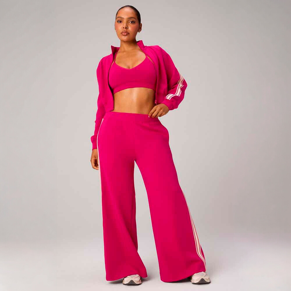 Pantalón Elevated Track Pant Mujer Lush Berry/almond Milk
