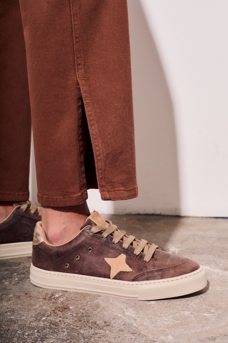 Jean Recto Botones Marron