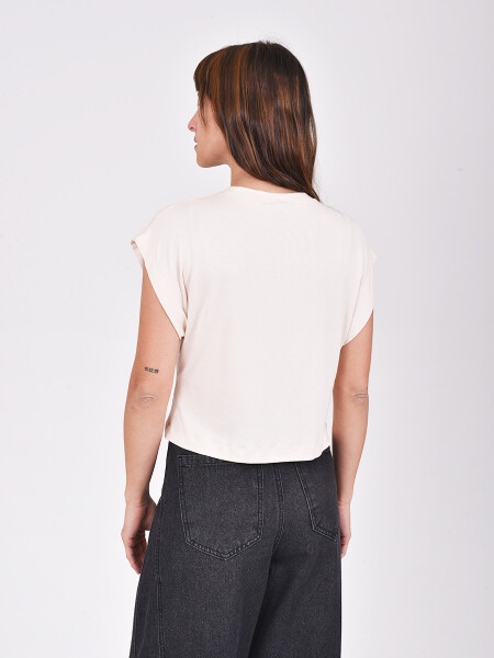 REMERA ZARAGOZA CREMA