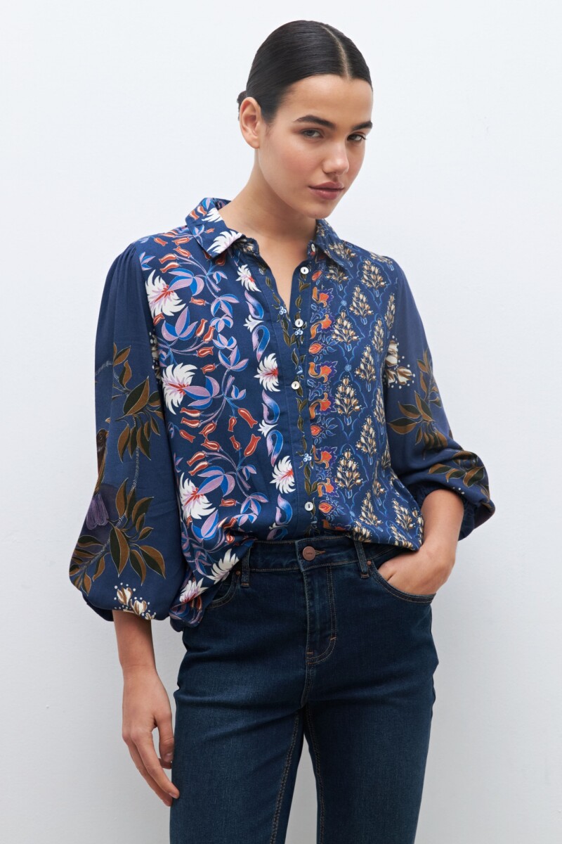 Camisa estampada patchwork floral azul marino