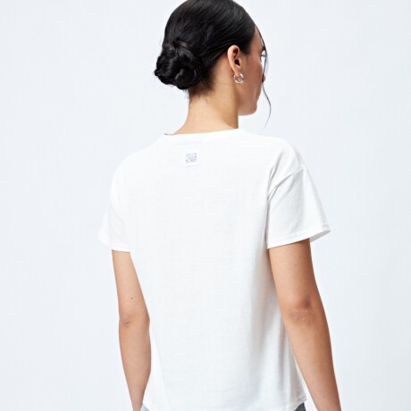 REMERA NORIKUMO Blanco