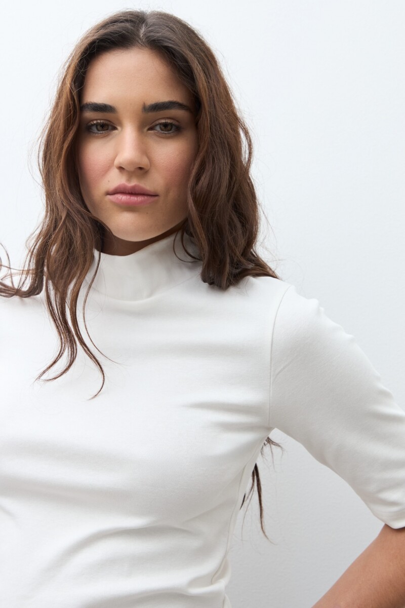 Media polera manga corta crudo