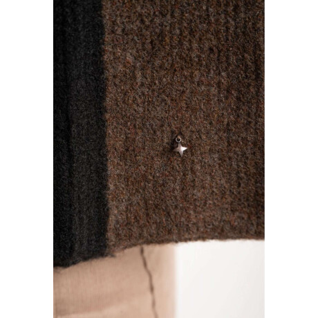 Sweater Rayado Negro