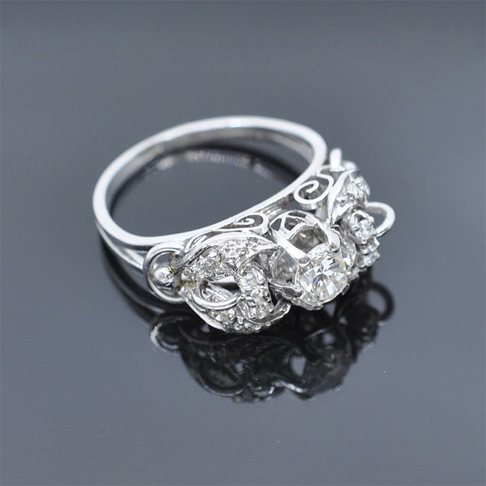 Anillo Antiguo En Oro 18K Y Brillantes Anillo Antiguo En Oro 18K Y Brillantes