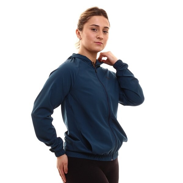 Campera Rompeviento Deportiva Para Mujer Fila Basic Run Azul