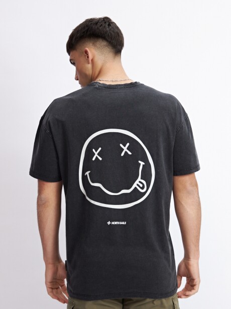 REMERA CARITA NEGRO