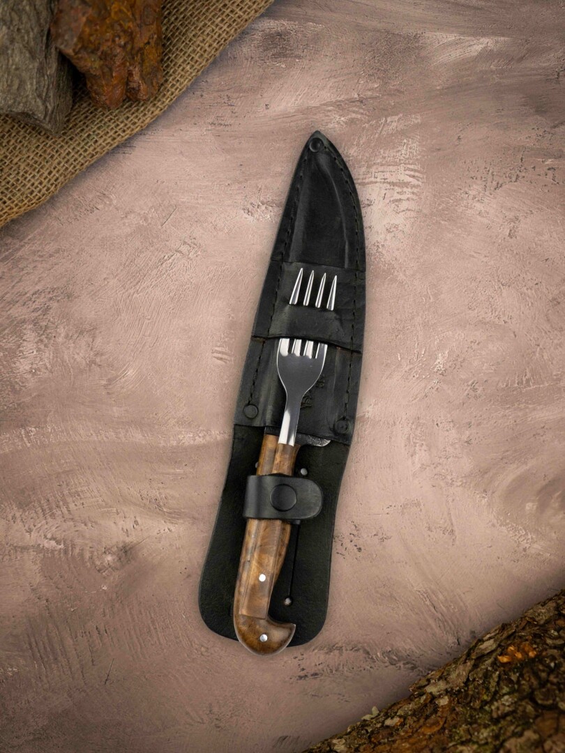 Juego cuchillo y tenedor, Cabo Sorocabano Juego cuchillo y tenedor, Cabo Sorocabano