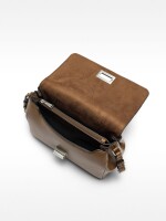 Bolso Bandolera Con Solapa camel