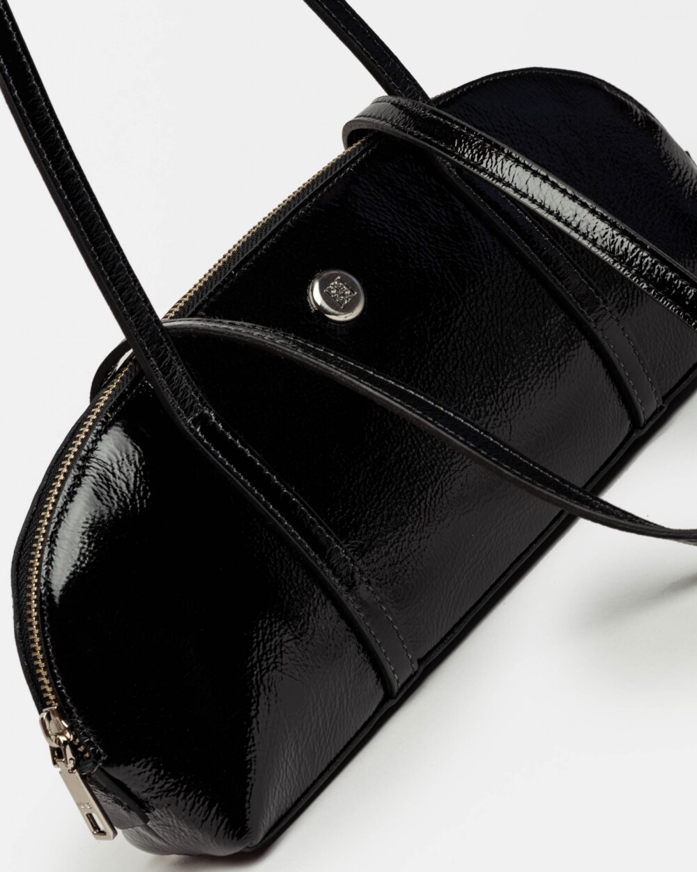Cartera al hombro Bonnie en cuero charol Negro