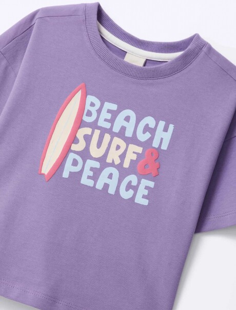 CAMISETA INFANTIL CON ESTAMPA LILA
