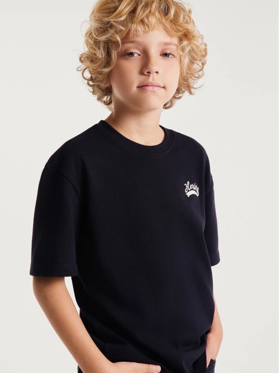 CAMISETA INFANTIL MODELO OVERSIZED CON ESTAMPA - NEGRO 