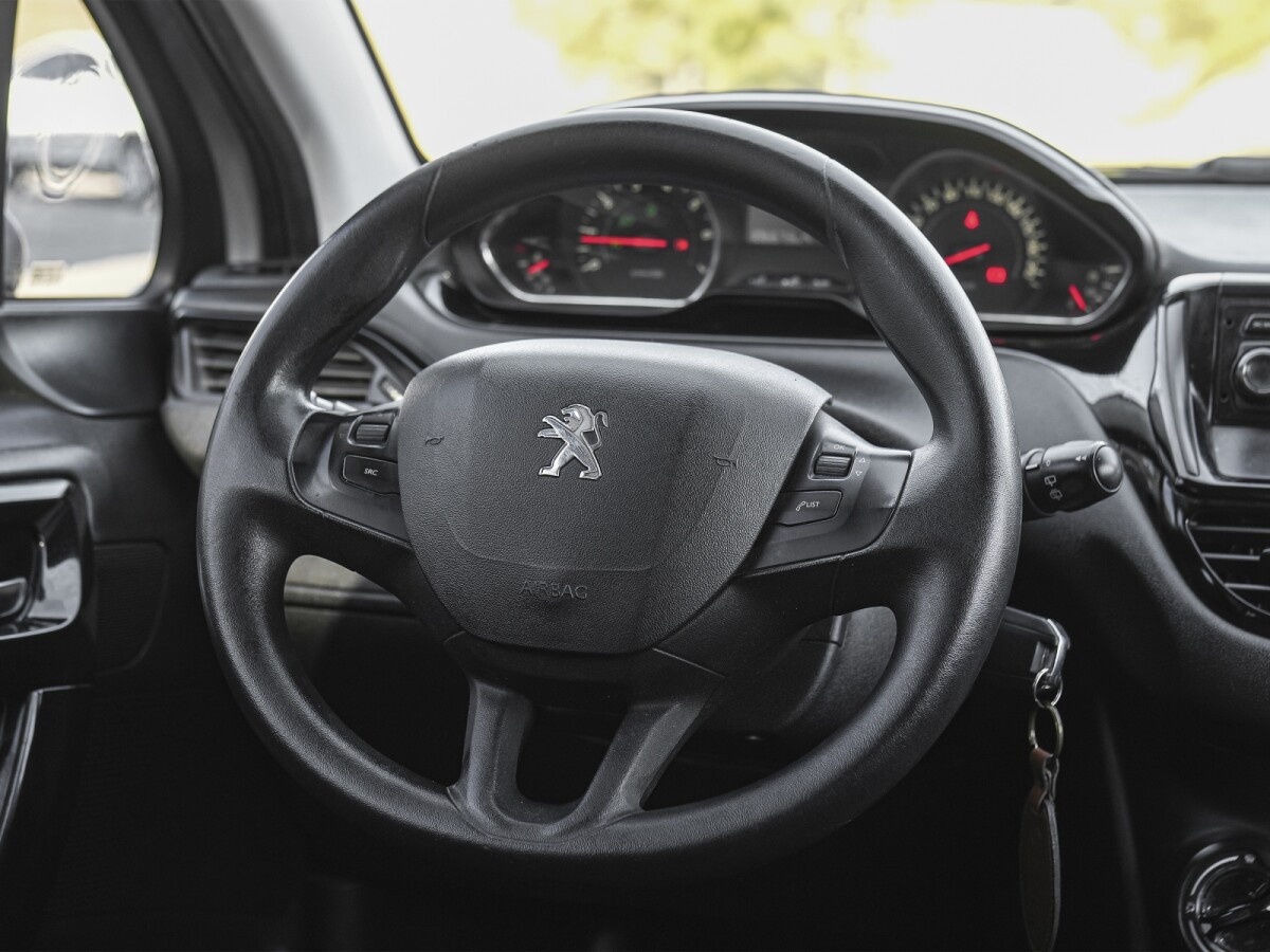 Peugeot 208 ACTIVE 1.2 EXTRA FULL| Permuta / Financia Peugeot 208 ACTIVE 1.2 EXTRA FULL| Permuta / Financia