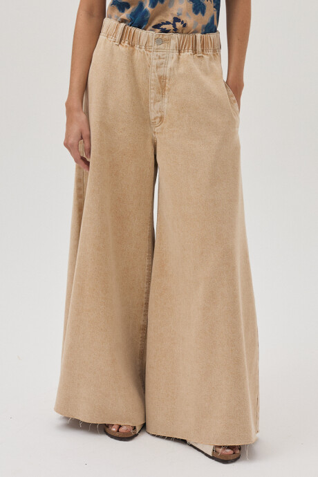 Jean Boa Camel