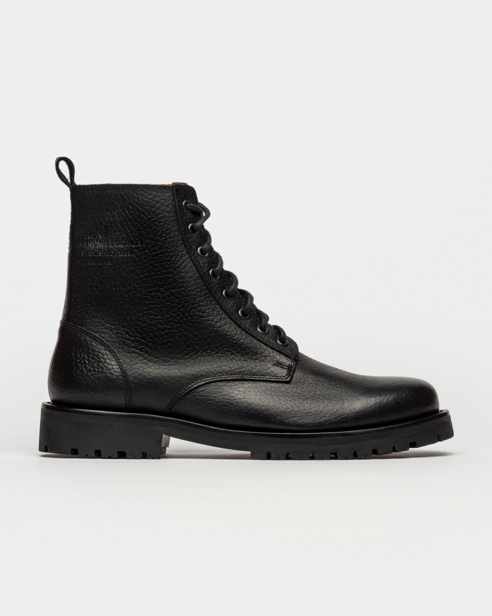 Borcego Harvey En Cuero Graneado Negro