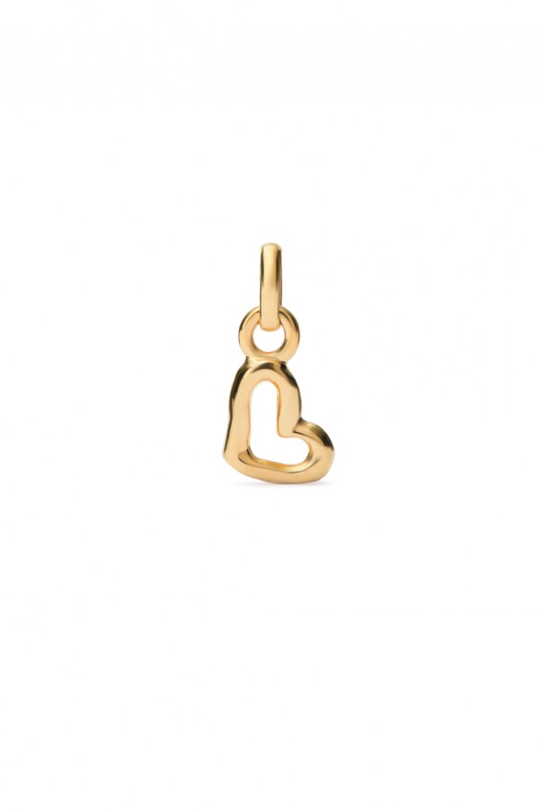 CHARM BAÑADO EN ORO 18K CON FORMA DE CORAZÓN. Charm