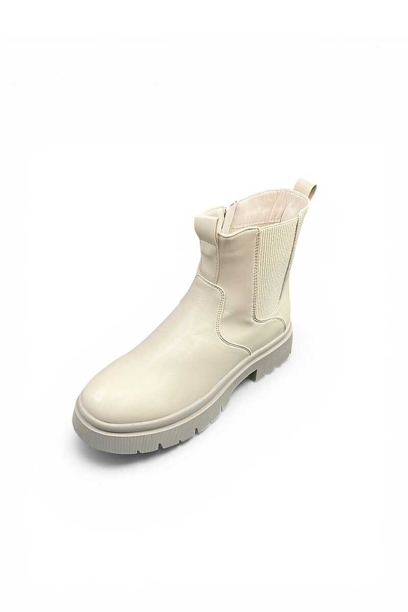 BOTA PADDOCK CAPALDI 