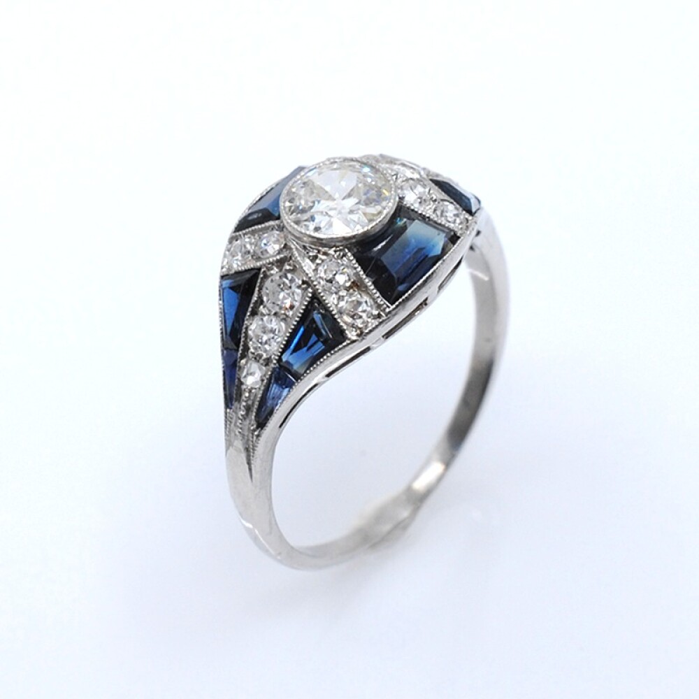 Anillo de platino brillantes, diamantes y zafiros sinteticos. Anillo de platino brillantes, diamantes y zafiros sinteticos.