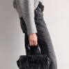 Cartera de mano Mila en cuero arrugado Negro