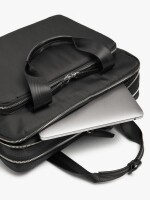 Bolso De Nylon Para Portátil Hasta 15" Repelente Al Agua negro