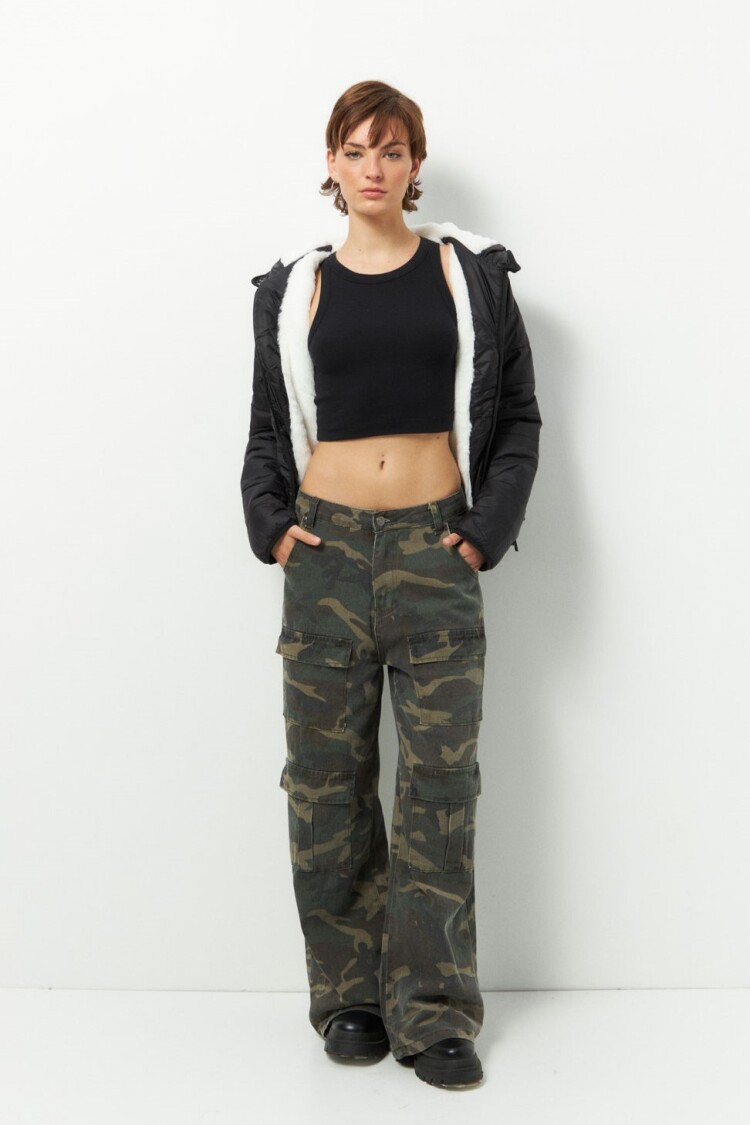 CAMPERA LOUTA Negro