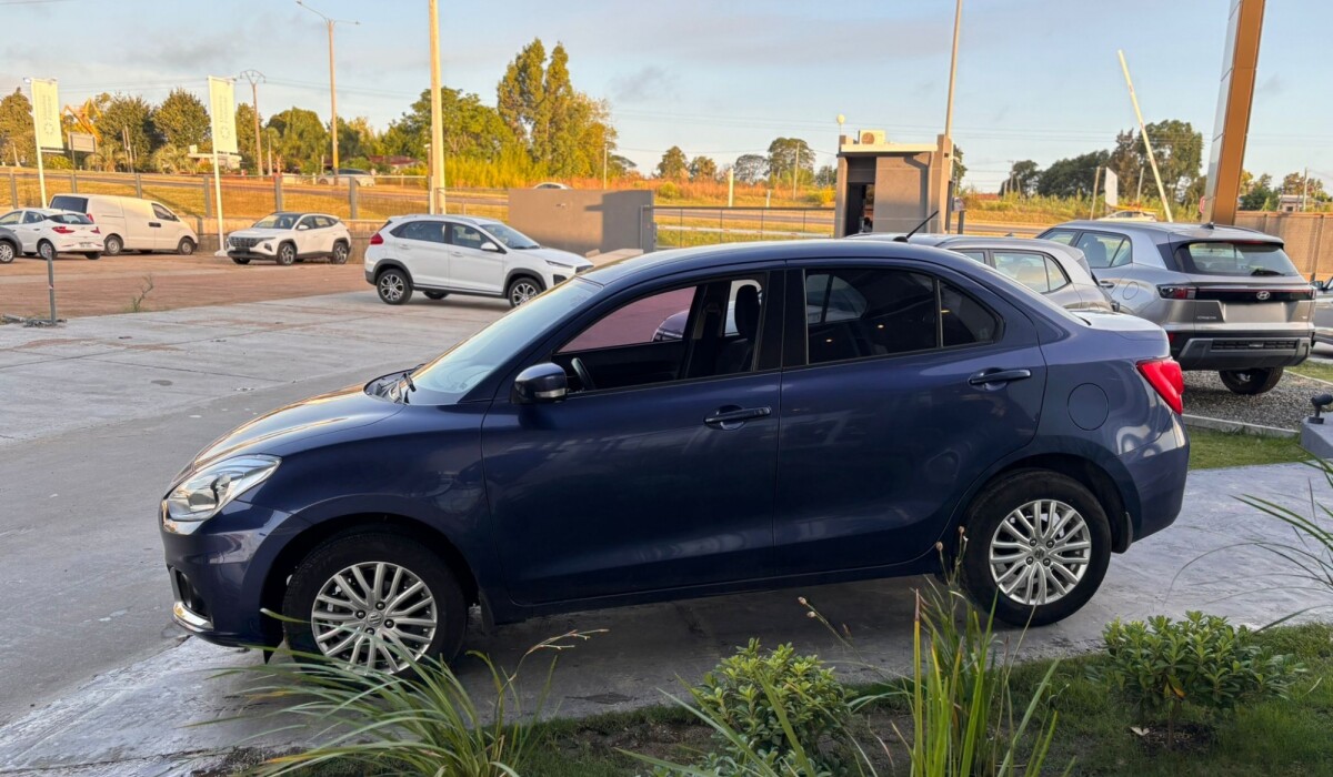 Suzuki Dzire GL - 2022 Suzuki Dzire GL - 2022