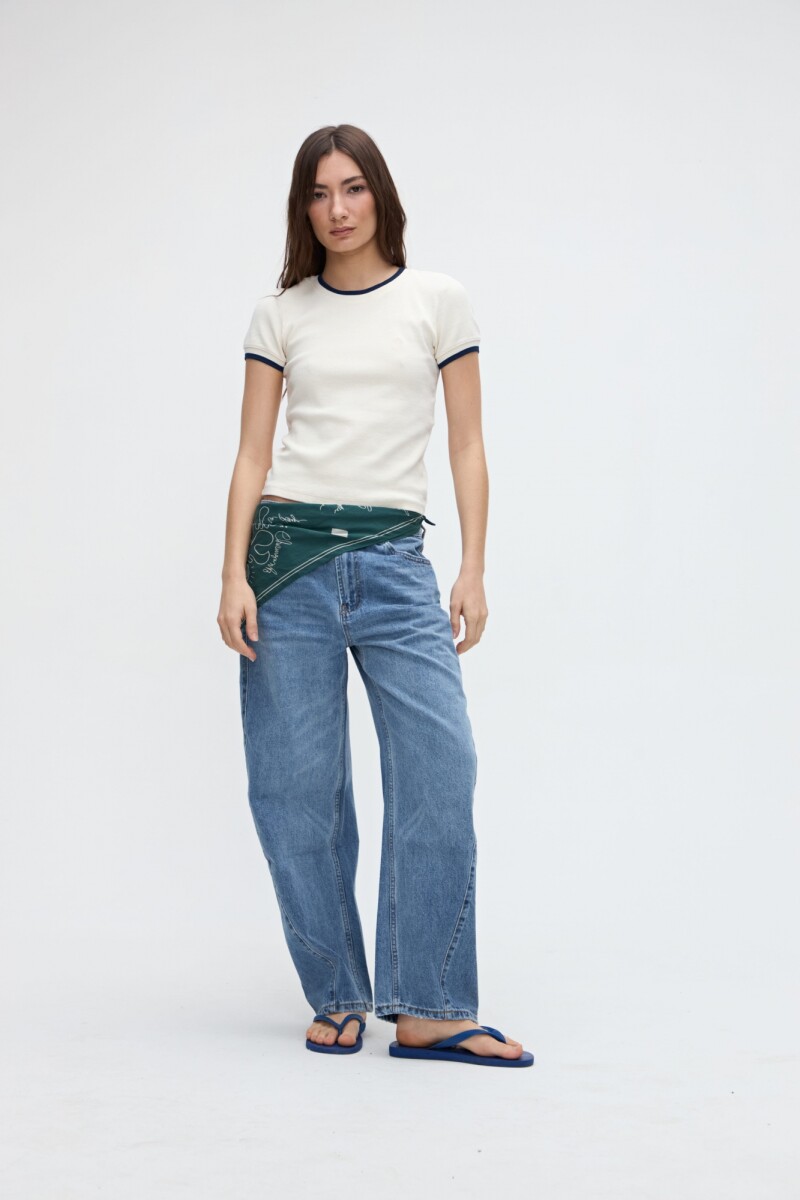 Remera Beth - Off white 