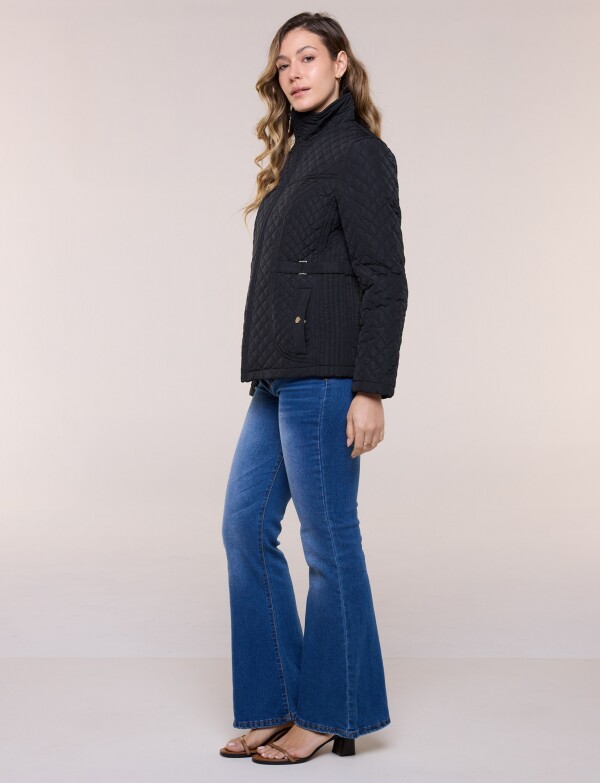 Campera Matelaseada Con Ajuste En Cintura NEGRO