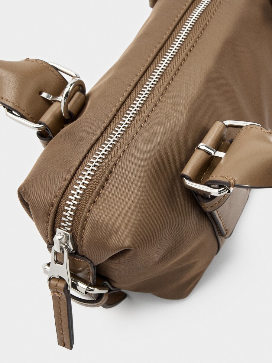 Bolso De Hombro Con Hebillas taupe