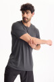 Remera Elevate Gris
