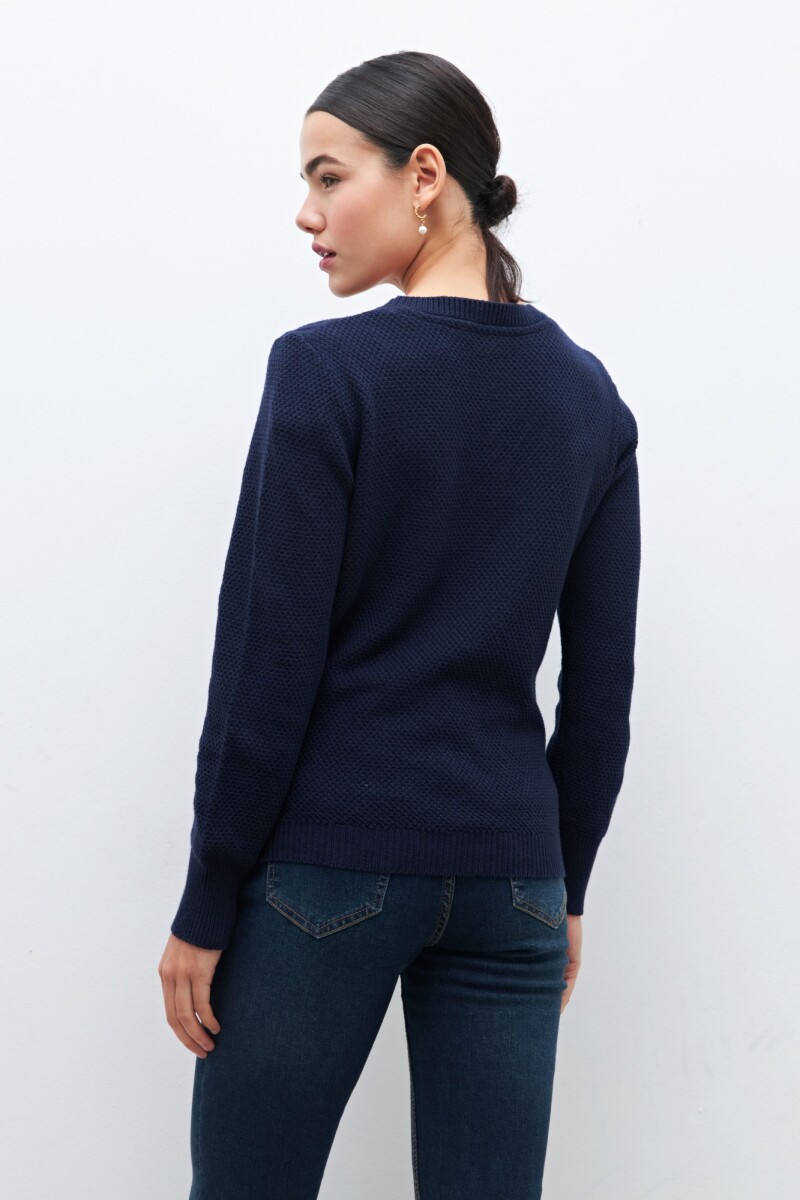 Sweater con bordado floral azul marino