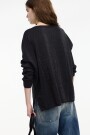 SWEATER V Negro