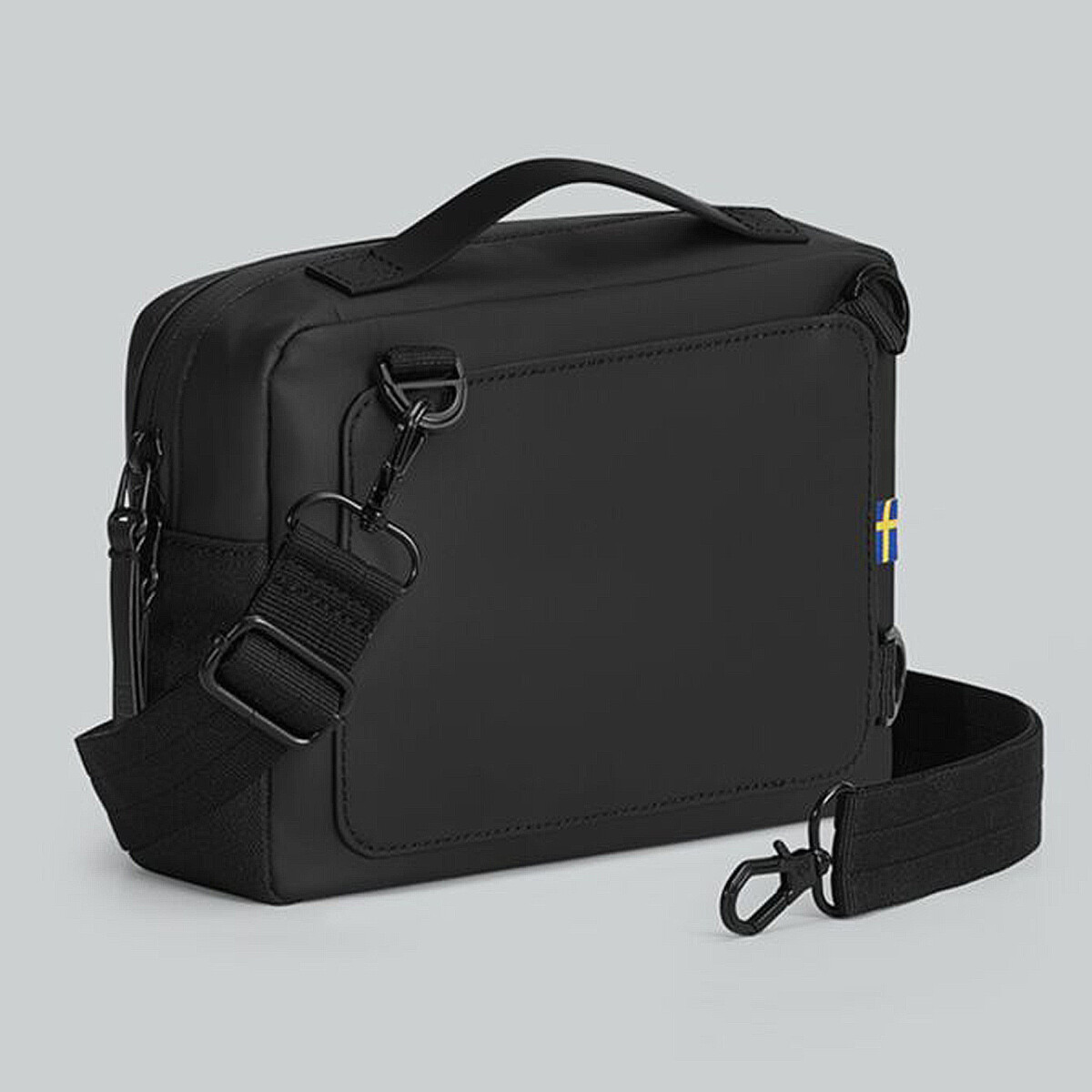 Bolso Gastón Luga Dash Horizontal Vertical Impermeable - Color Negro 