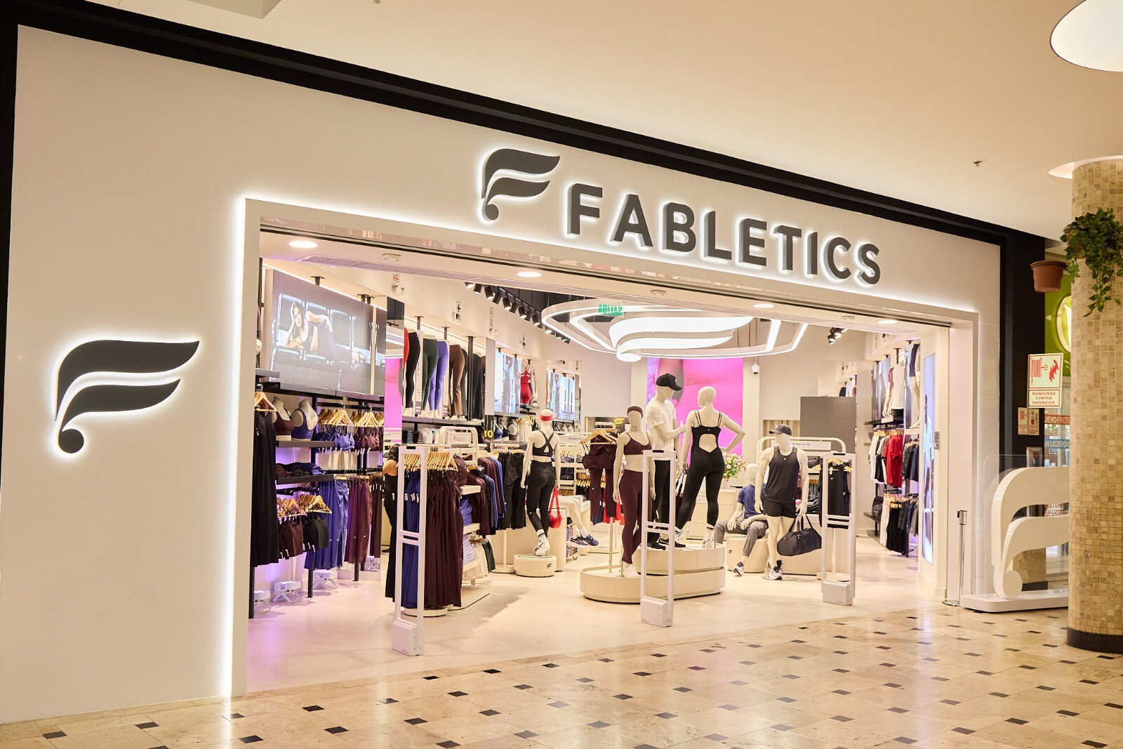 Fabletics - Jockey Plaza