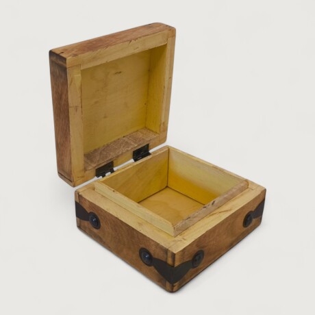 Caja De Madera Chica Flores Labradas