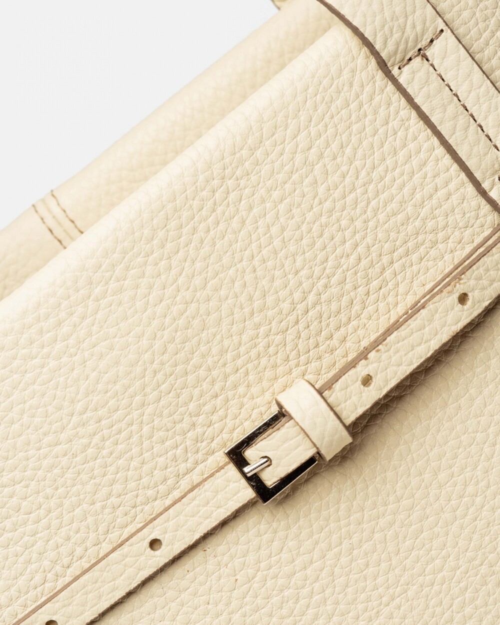 Shopper Bay en cuero graneado Cotton