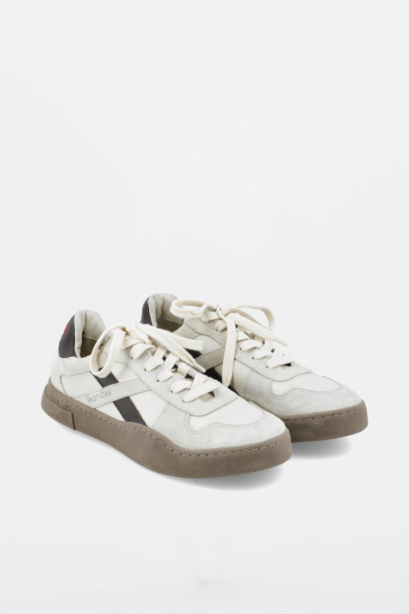 Sneaker Club 82 - Cream 