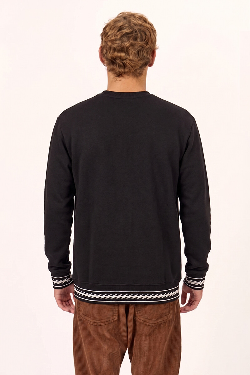SWEATER FRONTIER OVER J-negro