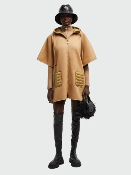 Moncler - Capa de plumón de lana con capucha Beige