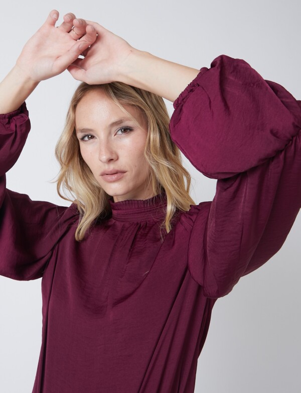 Blusa Mock Neck BORDEAUX
