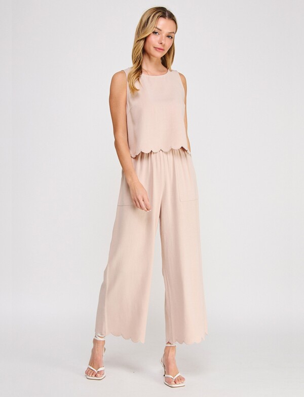 Top Lino Con Ruedo Festoneado BEIGE