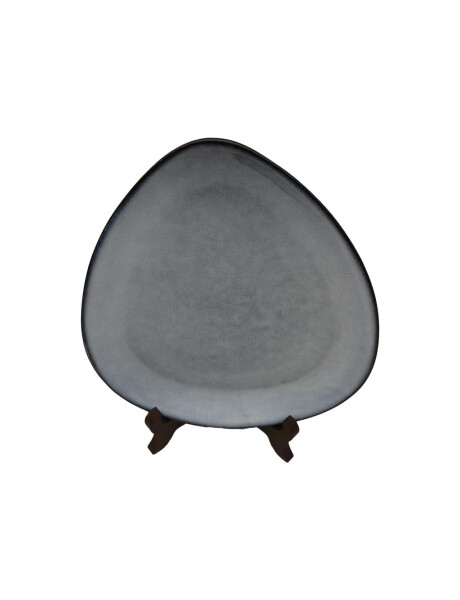 PLATO DE POSTRE D22CM TRIANGULAR GRIS PLATO DE POSTRE D22CM TRIANGULAR GRIS