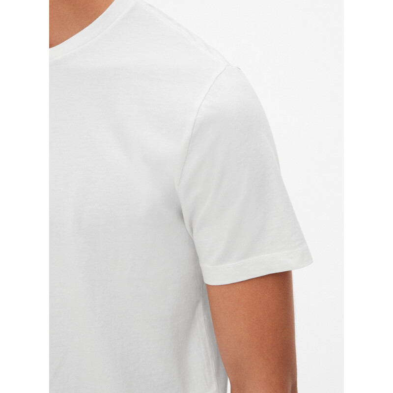 CLASSIC T OPTIC WHITE 3