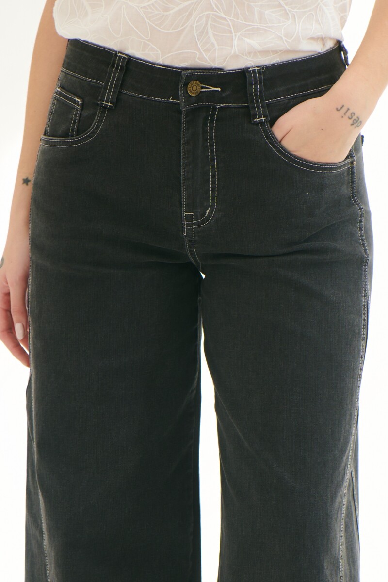 JEAN REBEL COLOR NEGRO